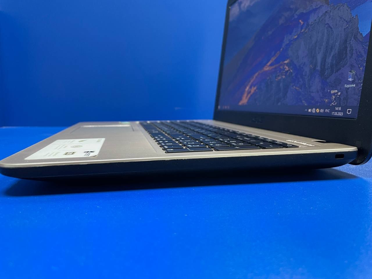 q93_17629c53613089001bc51902f0696b2e254c1f5fa3f28eb23323b9d651d6afe8